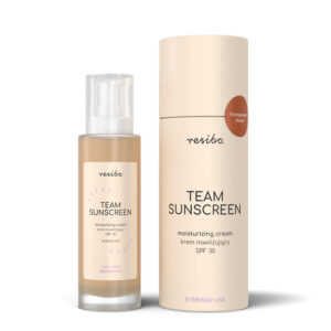 Resibo Crema Protezione Viso Idratante SPF 30 Team Sunscream -50 ml Protezione solare con SPF 30, dalla formula waterproof e con texture piacevole da usare. Rigenera intensamente ed idrata a fondo, grazie alla sua ricchezza di ingredienti naturali,